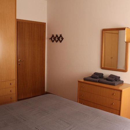 Appartamento Venzo Brenzone sul Garda Bagian luar foto