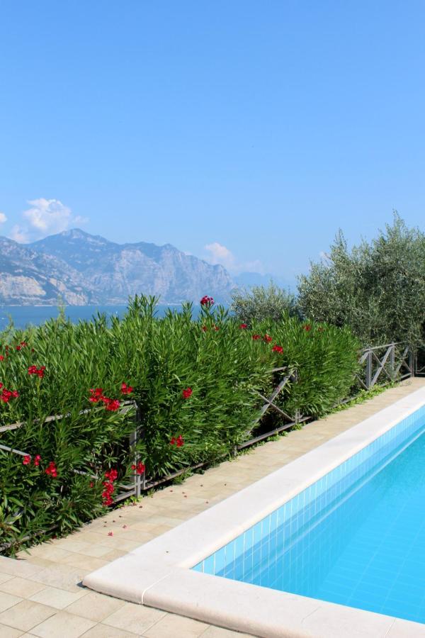 Appartamento Venzo Brenzone sul Garda Bagian luar foto
