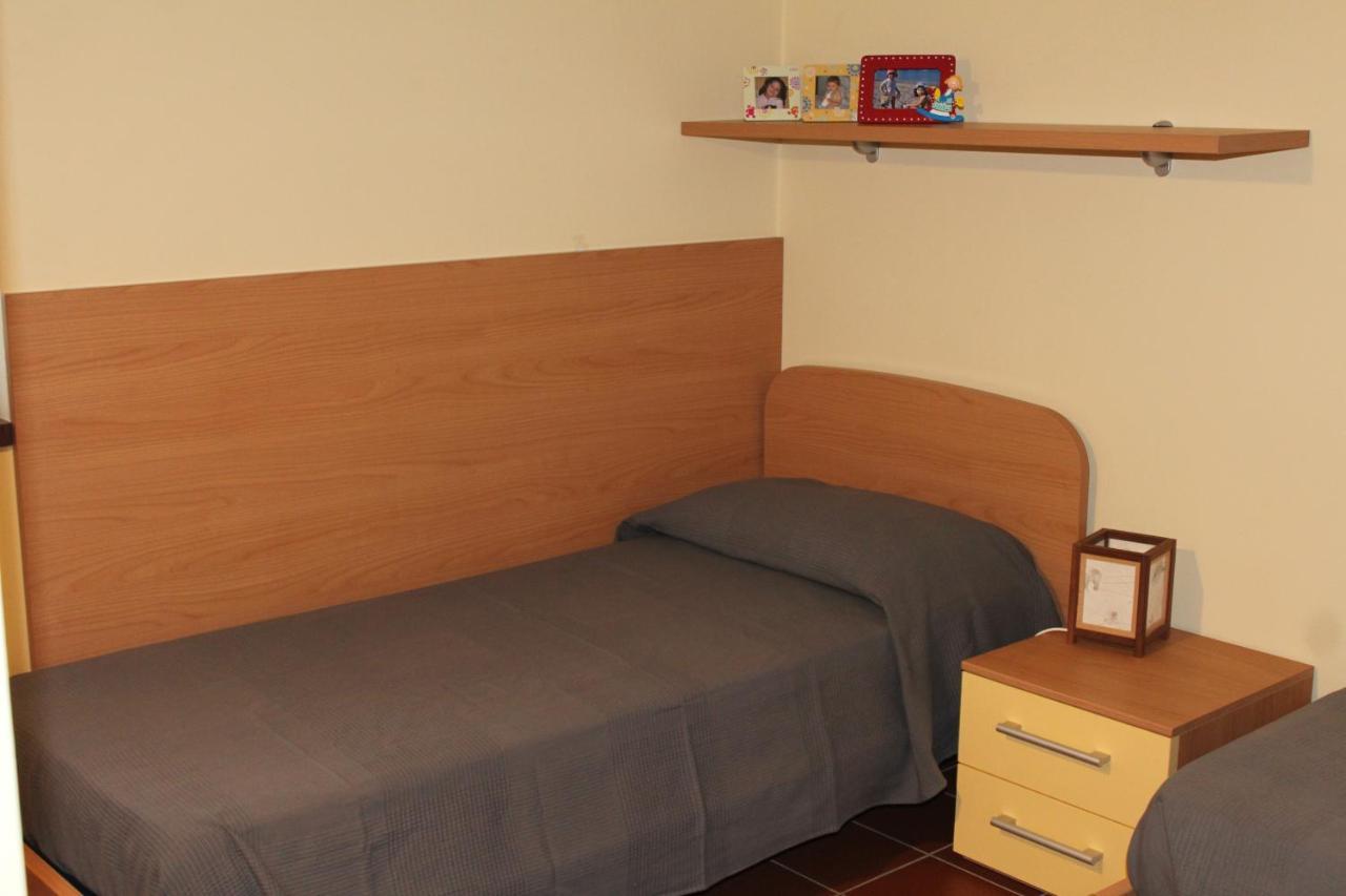 Appartamento Venzo Brenzone sul Garda Bagian luar foto